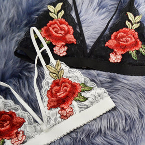 Embroidered bra with flowers